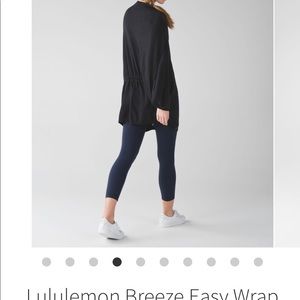 ✨Lululemon breeze easy wrap ✨